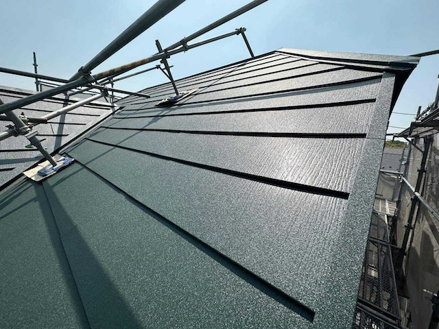 ガルバニウム施工完了・別角度